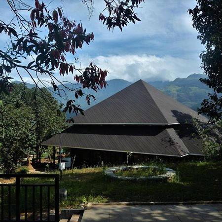 Sattva-The Awakening Garden Hotel Kakkadampoyil Buitenkant foto