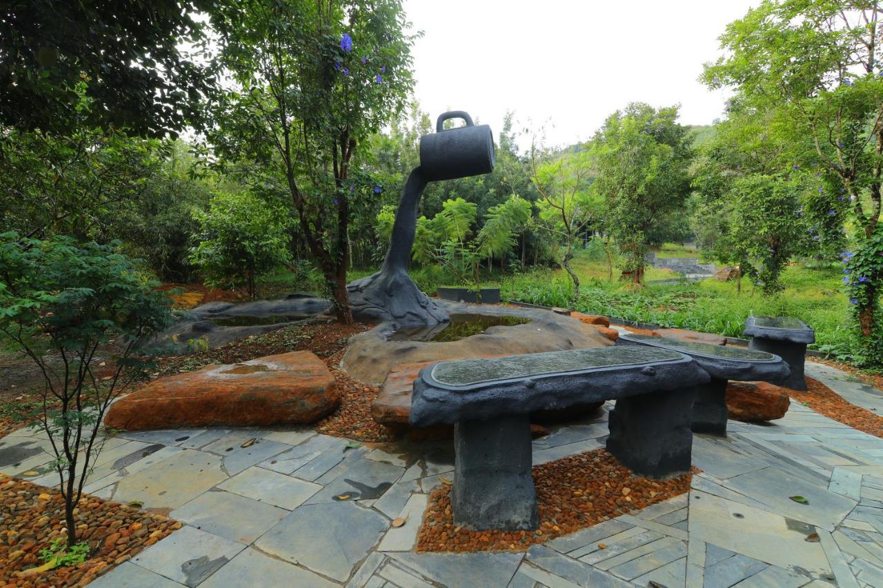 Sattva-The Awakening Garden Hotel Kakkadampoyil Buitenkant foto